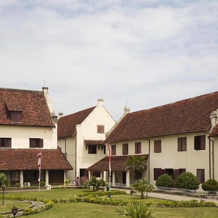 Hotel Sutomo Makasar Exteriér fotografie