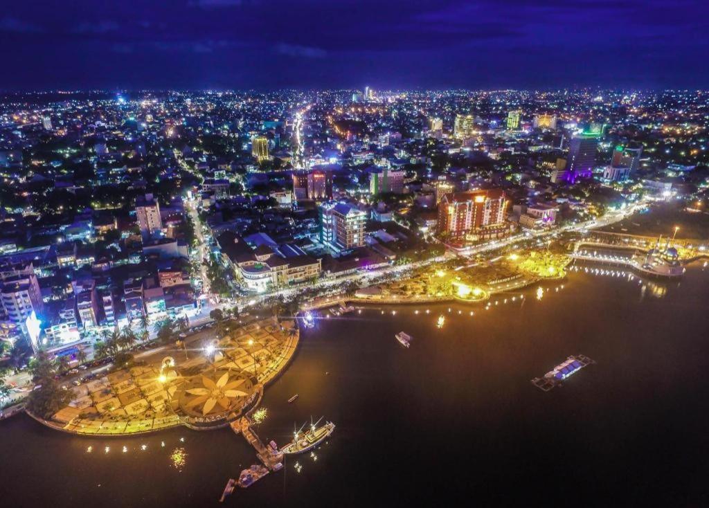 Hotel Sutomo Makasar Exteriér fotografie